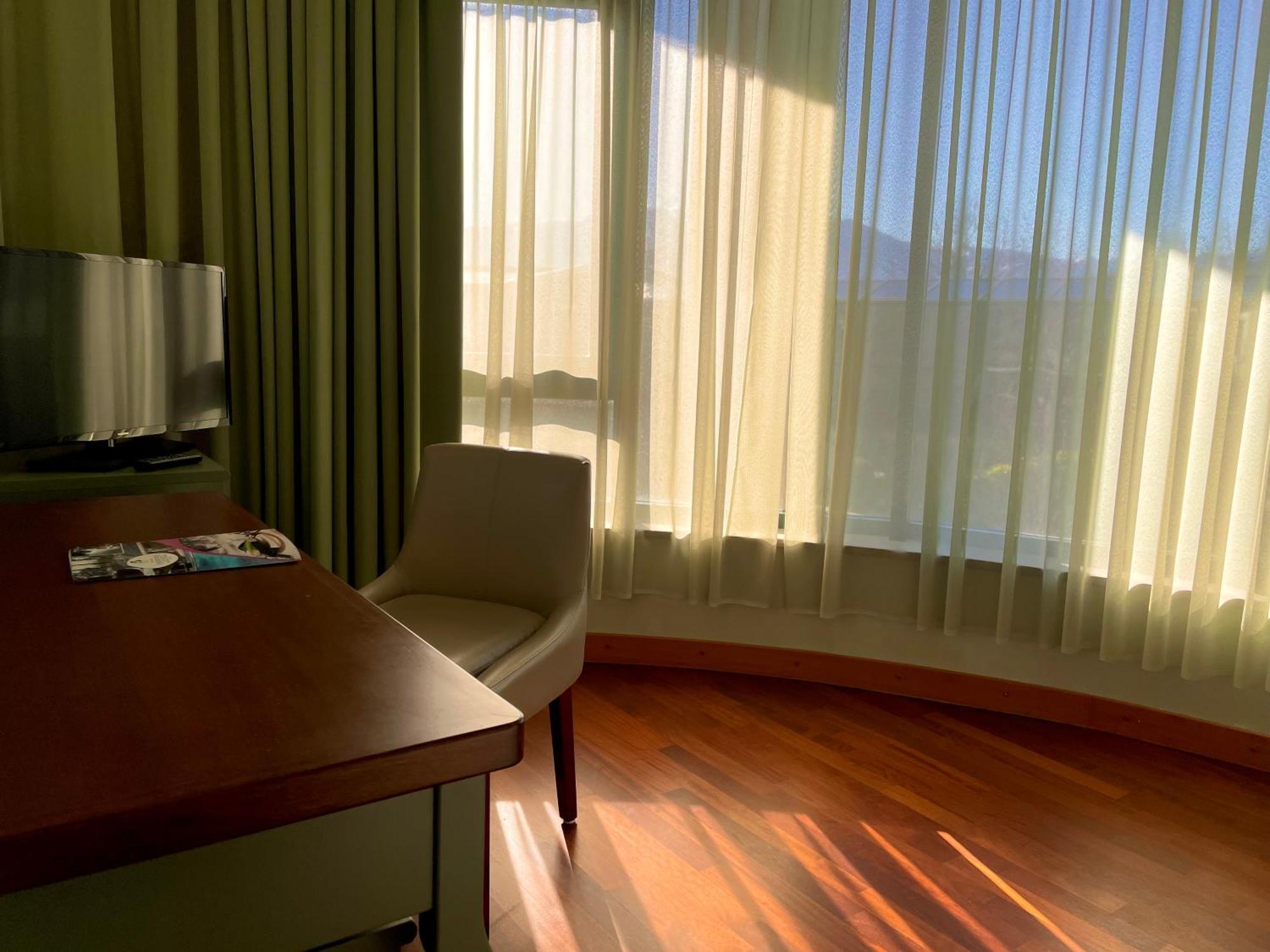 Hotel Santacroce Meeting Сулмона Стая снимка